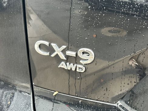 Used 2023 MAZDA CX-9 Touring image 6