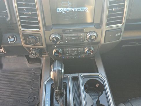 Used 2017 Ford F150 Raptor w/ Equipment Group 802A Luxury image 11