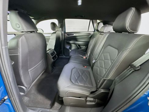 Used 2025 Volkswagen Atlas Cross Sport SE image 26