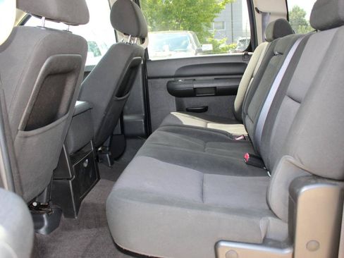 Used 2013 Chevrolet Silverado 2500 LT w/ Custom Sport Truck Package AWD/4WD image 17