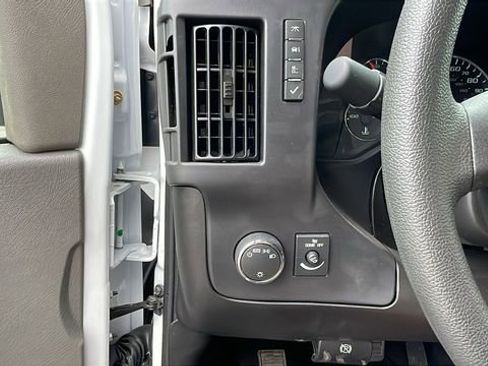 New 2026 Chevrolet Express 3500 w/ Power Convenience Package image 30