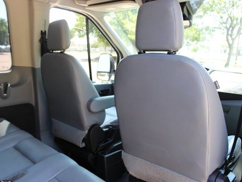 Used 2016 Ford Transit 350 XL RWD image 18