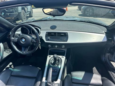 Used 2007 BMW M Roadster image 34