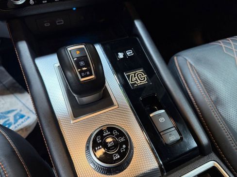 Used 2023 Mitsubishi Outlander SEL 40th Anniversary image 34