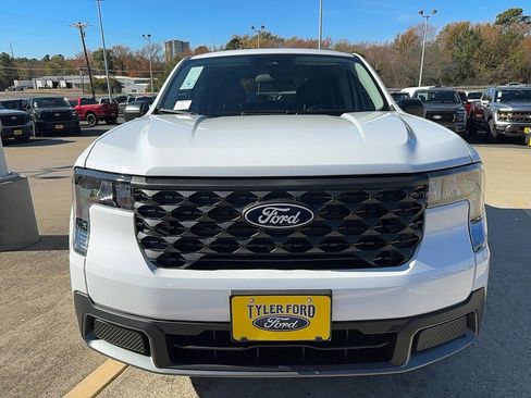 New 2025 Ford Maverick XLT image 3