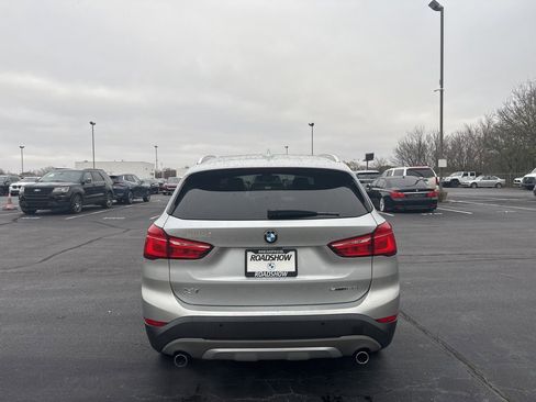 Used 2019 BMW X1 sDrive28i w/ Convenience Package image 4