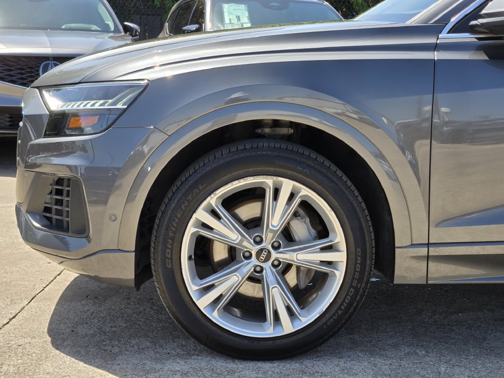 Used 2021 Audi Q8 Premium Plus w/ Premium Plus Package AWD/4WD image 13