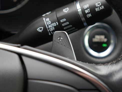 Used 2021 Cadillac XT5 Sportv w/ LPO, Floor Liner Package image 37