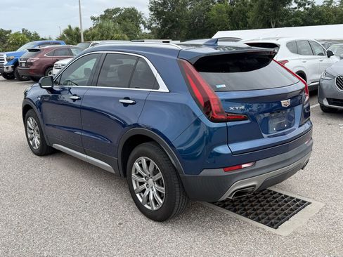 Used 2019 Cadillac XT4 Premium Luxury FWD image 6