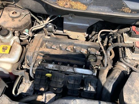 Used 2014 Jeep Patriot Latitude FWD image 30