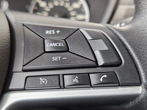 Used 2025 Nissan Altima 2.5 SV AWD/4WD image 20