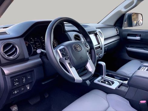 Used 2020 Toyota Tundra SR5 w/ SR5 Leather Package RWD image 17