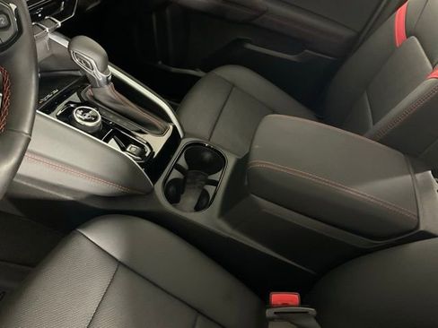 Used 2025 Chevrolet Colorado Z71 w/ Technology Package image 17