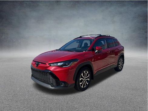 Used 2024 Toyota Corolla Cross AWD Hybrid image 3