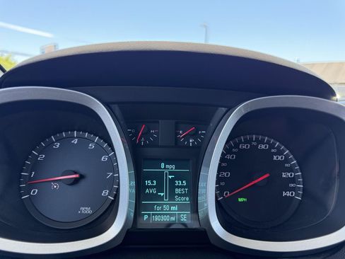 Used 2014 Chevrolet Equinox LT FWD image 23