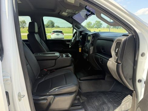 Used 2021 Chevrolet Silverado 2500 W/T w/ WT Convenience Package AWD/4WD image 8