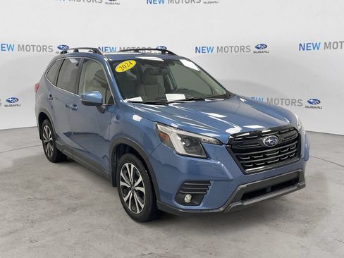 Used 2024 Subaru Forester Limited AWD/4WD image 5