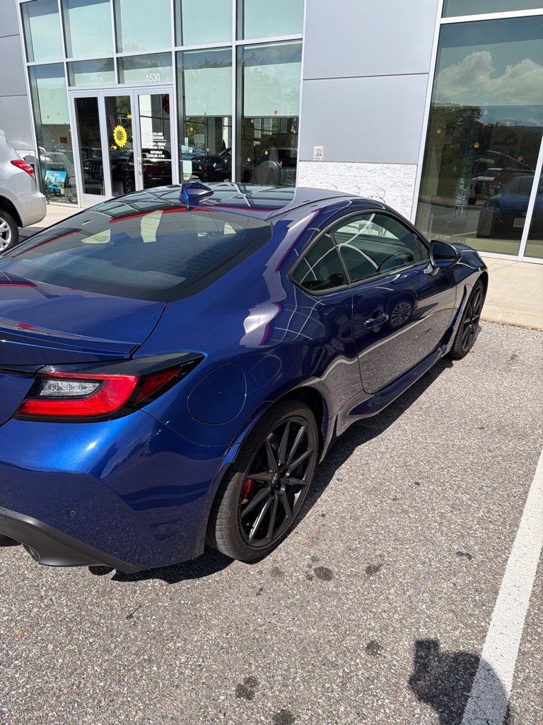 Used 2025 Toyota GR86 Premium w/ Performance Package RWD image 3