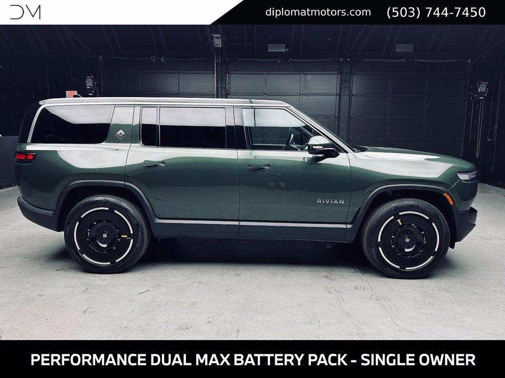 Used 2025 Rivian R1S Adventure Dual AWD/4WD image 7
