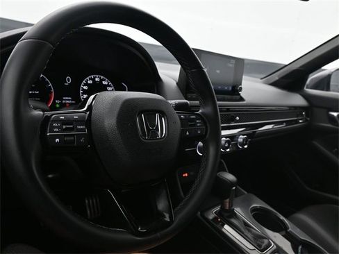 Used 2023 Honda Civic Sport image 10
