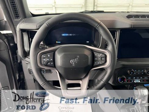 New 2025 Ford Bronco Badlands image 41
