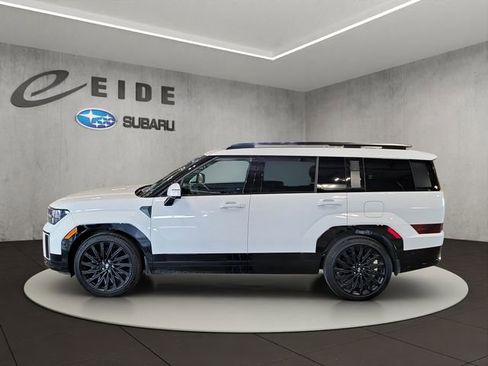 Used 2025 Hyundai Santa Fe Calligraphy AWD/4WD image 5