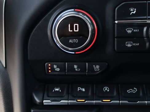 Used 2019 Chevrolet Silverado 1500 LTZ w/ LTZ Premium Package image 35