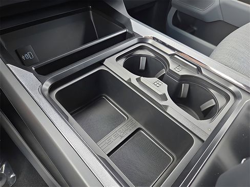 New 2025 Ford F350 XLT w/ 360-Degree Camera Package image 20