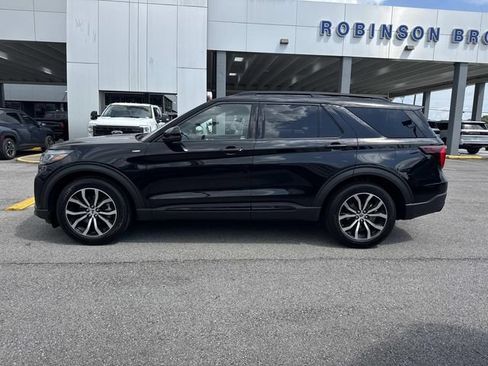 New 2026 Ford Explorer ST-Line RWD image 8