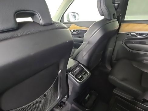 Certified 2023 Volvo XC90 B6 Plus w/ Protection Package Premier AWD/4WD image 16