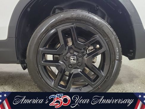 Used 2024 Honda Passport Black Edition image 5