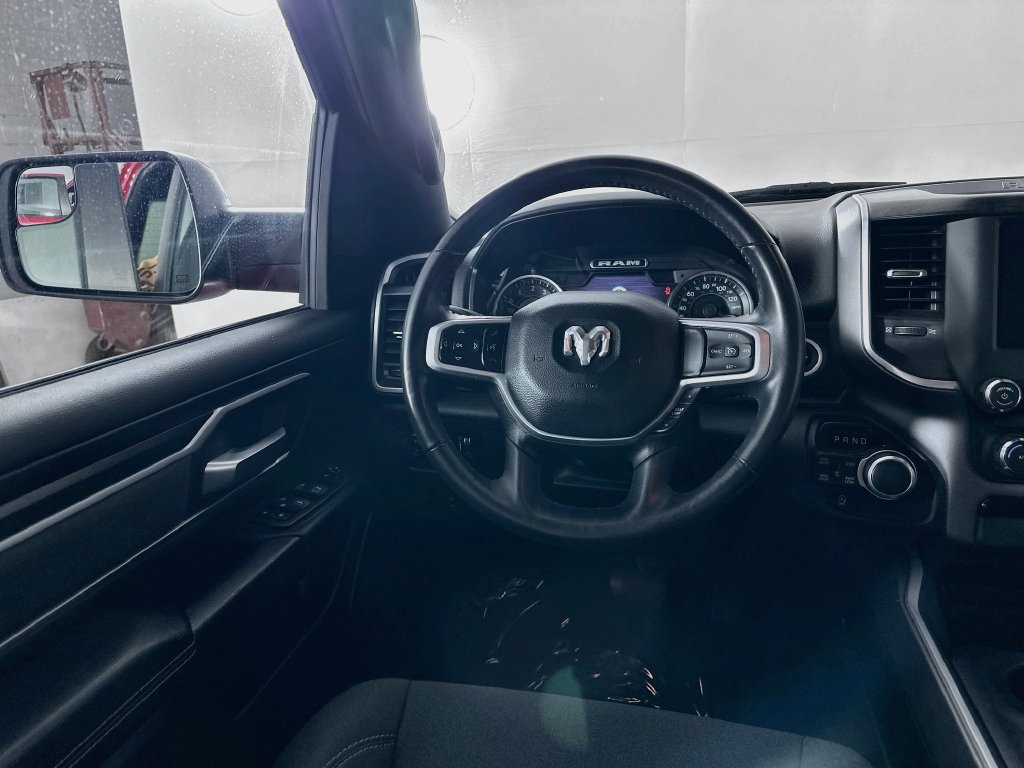 Used 2022 RAM 1500 Big Horn AWD/4WD image 29