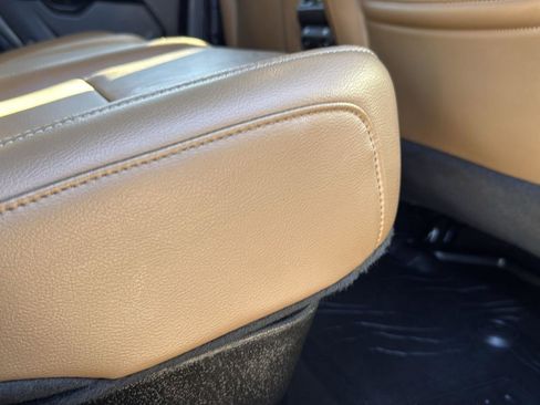 Used 2020 Jeep Gladiator Overland image 27