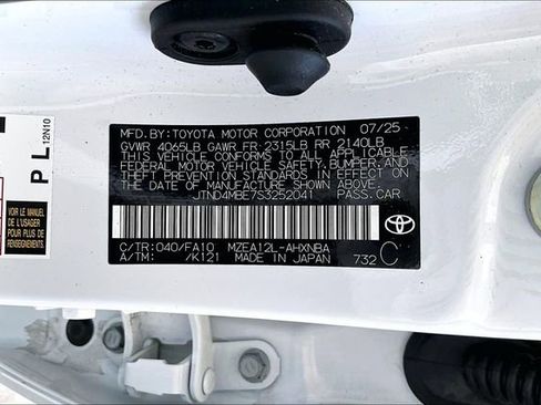 Used 2025 Toyota Corolla SE FWD image 16