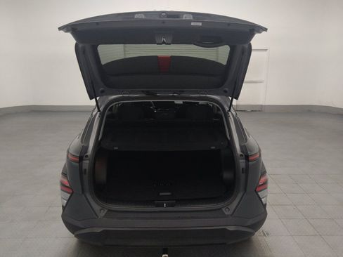 Used 2025 Hyundai Kona SEL FWD image 29