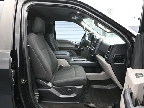 Used 2019 Ford F150 XL w/ Equipment Group 101A Mid AWD/4WD image 13