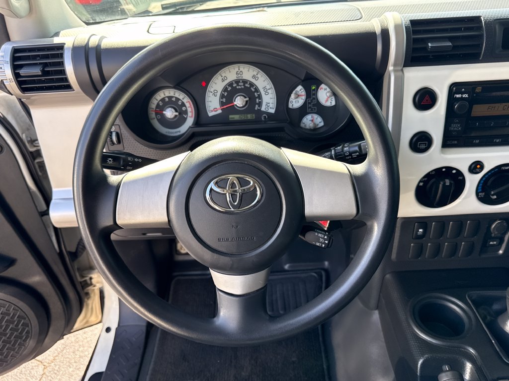 Used 2010 Toyota FJ Cruiser 4WD w/ Convenience Pkg image 9