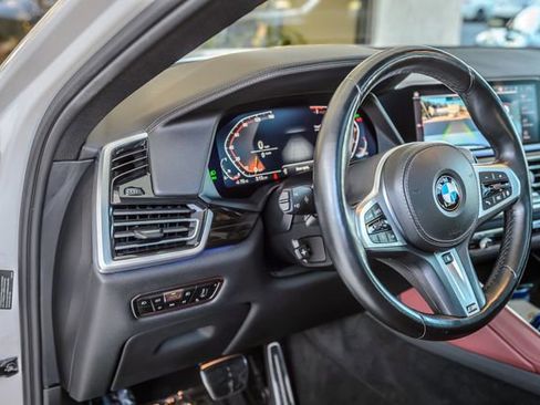 Used 2021 BMW X6 xDrive40i w/ M Sport Package image 26