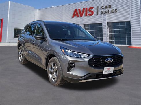 Used 2025 Ford Escape ST-Line image 9