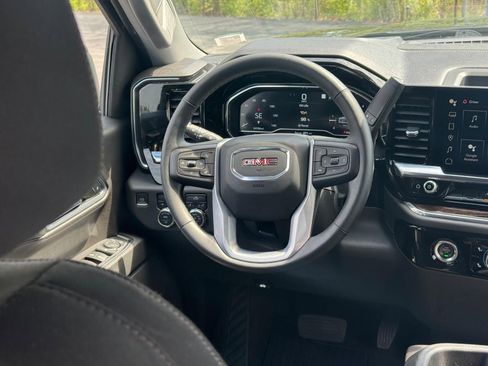 Used 2023 GMC Sierra 1500 Elevation image 11