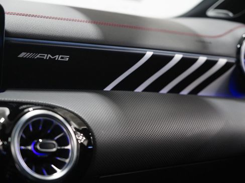 Used 2025 Mercedes-Benz CLA 35 AMG 4MATIC image 28