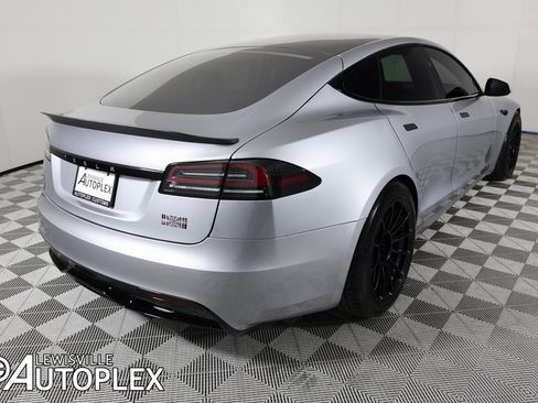 Used 2025 Tesla Model S Plaid image 5