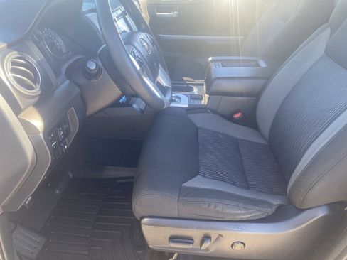 Used 2017 Toyota Tundra SR5 image 20