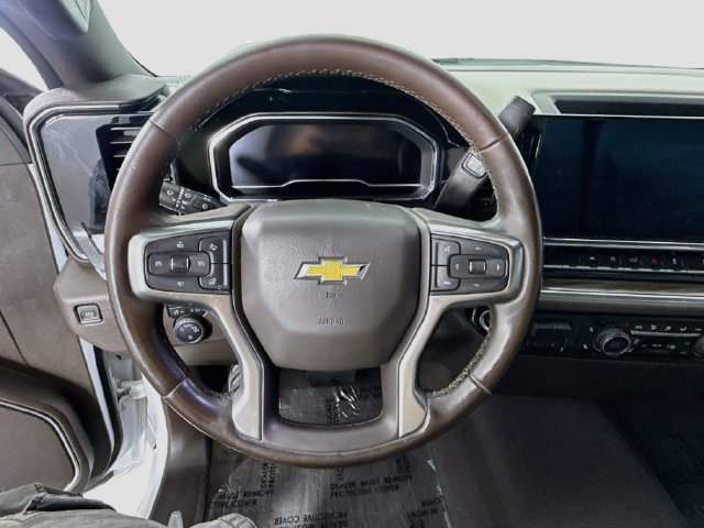 Used 2022 Chevrolet Silverado 1500 LT w/ All Star Edition Plus AWD/4WD image 11