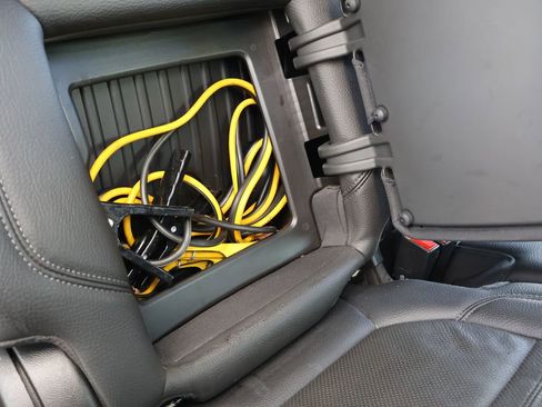 Used 2021 GMC Sierra 2500 Denali w/ Denali Black Diamond Edition image 32