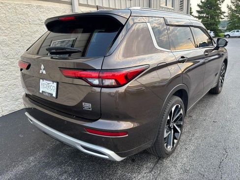 Used 2022 Mitsubishi Outlander SEL AWD/4WD image 3