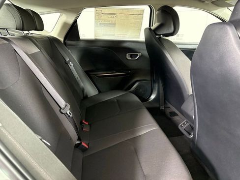 New 2026 Kia K4 LXS image 13
