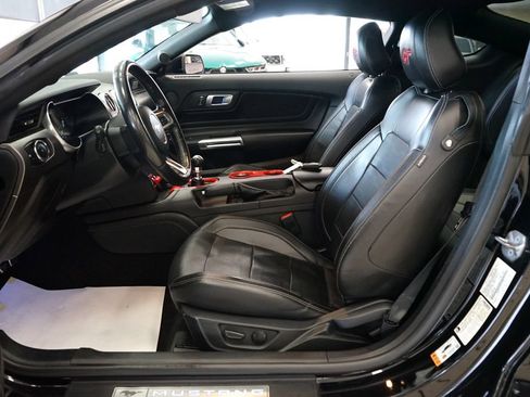 Used 2022 Ford Mustang GT Premium w/ Equipment Group 401A RWD image 27