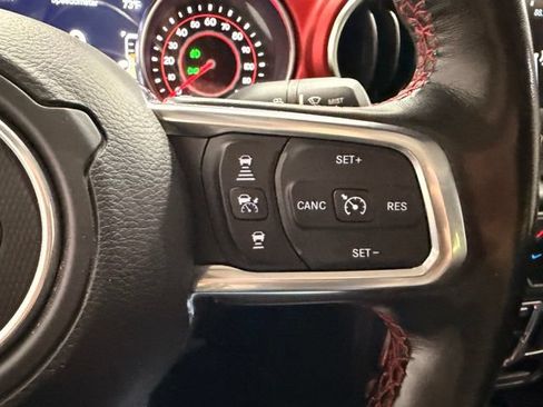 Used 2021 Jeep Gladiator Rubicon AWD/4WD image 32