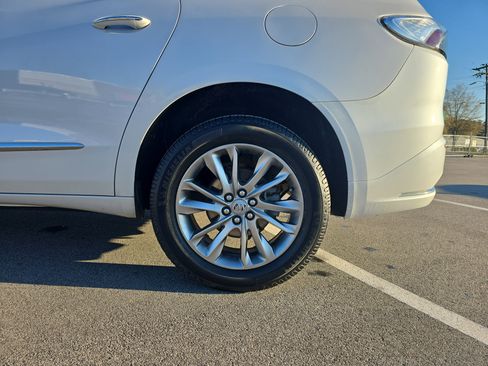 Used 2023 Buick Enclave Avenir FWD image 34
